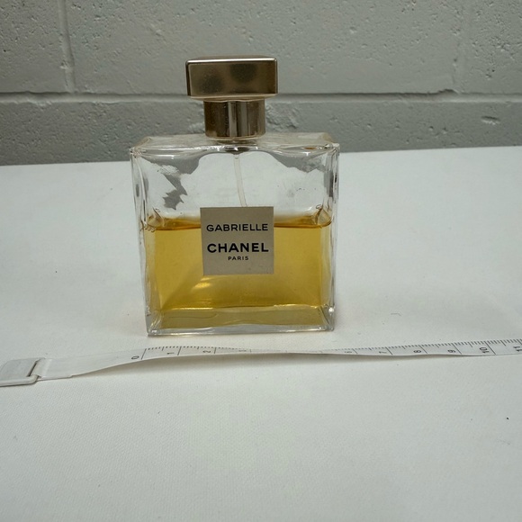 CHANEL Gabrielle Eau de Parfum with Gold Cap （Partial Bottle） - Picture 4 of 6